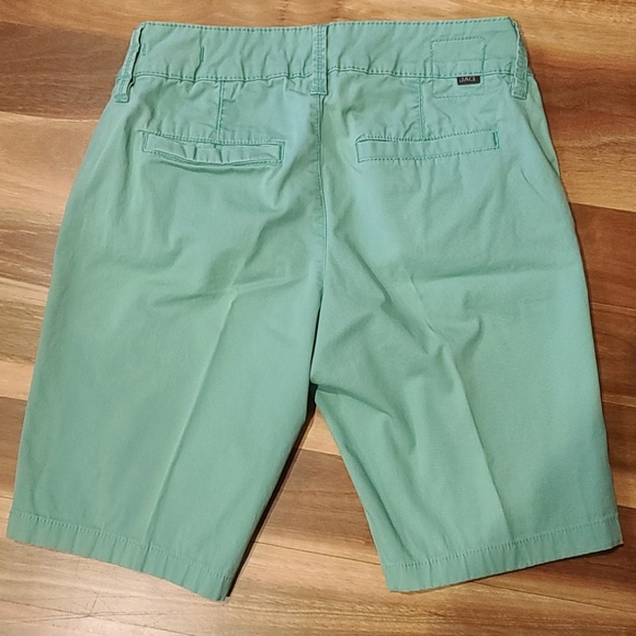 JAG Shorts - Picture 2 of 4